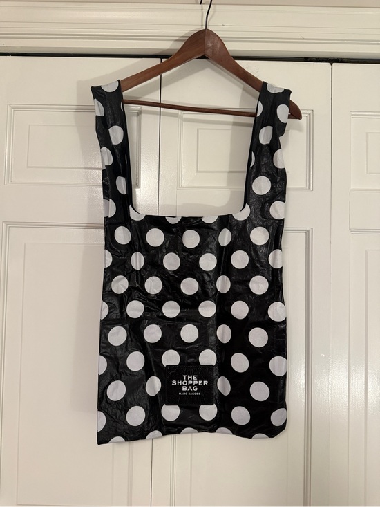 Marc Jacobs Handbags - Marc Jacobs Black & White Polka Dot Shopper Tote